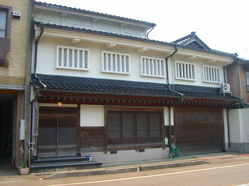 味噌・醤油の駅『山元醸造』